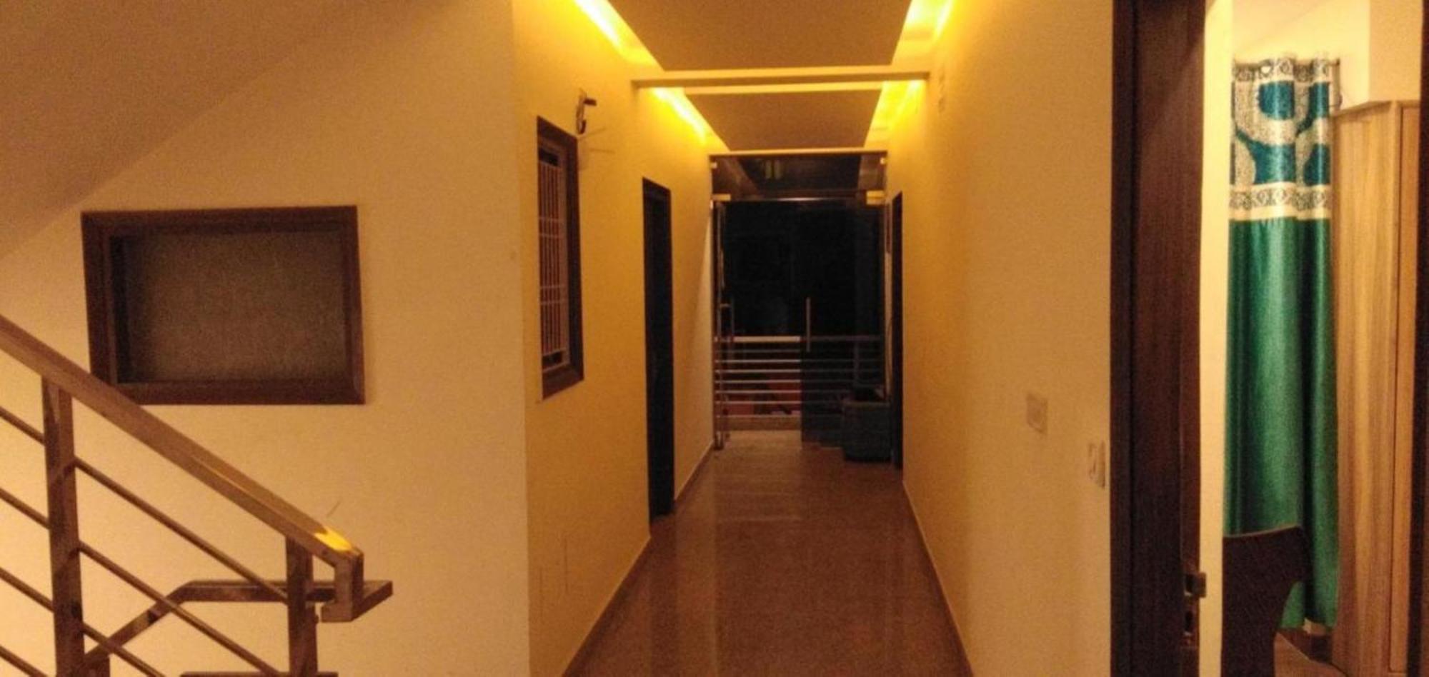 Hotel Shanti House New Delhi Karnail Singh Stadium Gate No 1 المظهر الخارجي الصورة